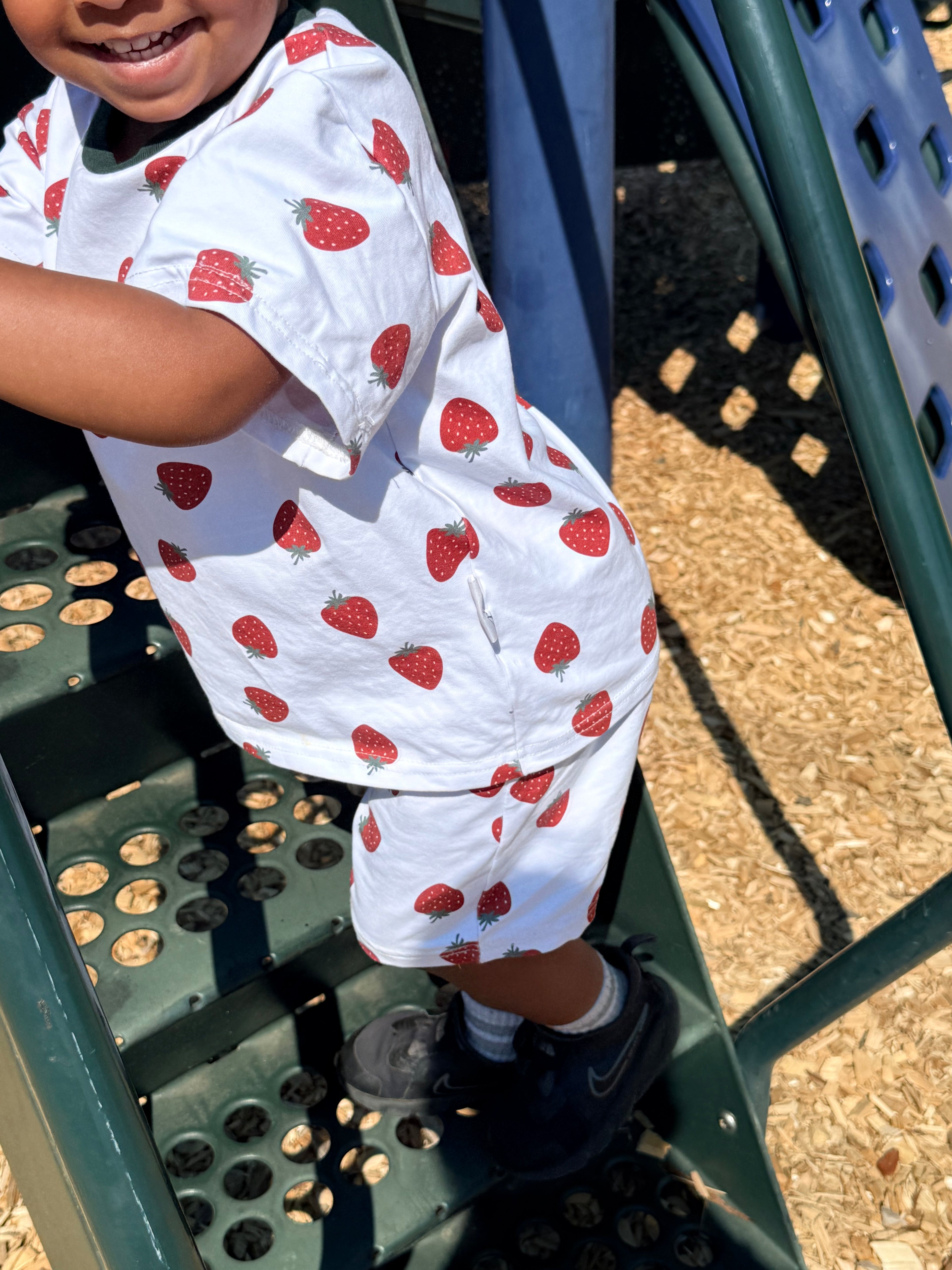 Strawberry set 🍓
